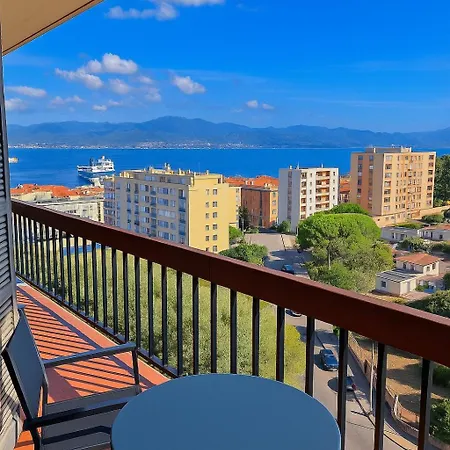 Evasion Mediterranee - Vue 阿雅克肖